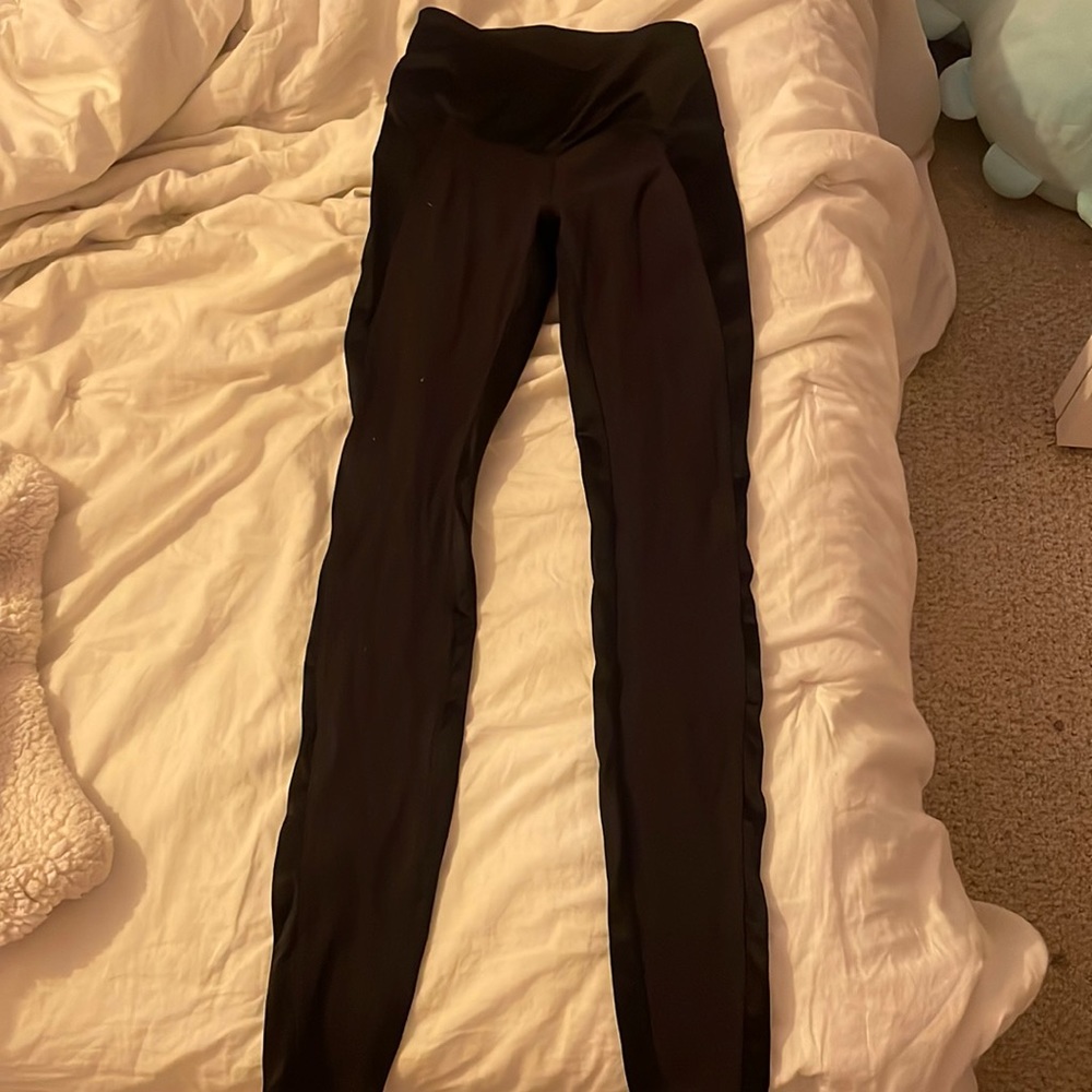 Brand New; Never Worn LuluLemon align leggings